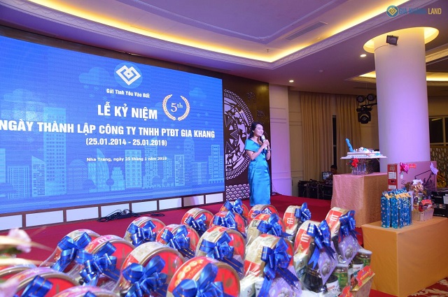 Thời gian dành cho từng phần trong kịch bản buổi lễ cũng cần được lên kế hoạch và cân nhắc kỹ lưỡng. Thời gian dành cho từng phần trong kịch bản buổi lễ cũng cần được lên kế hoạch và cân nhắc kỹ lưỡng.