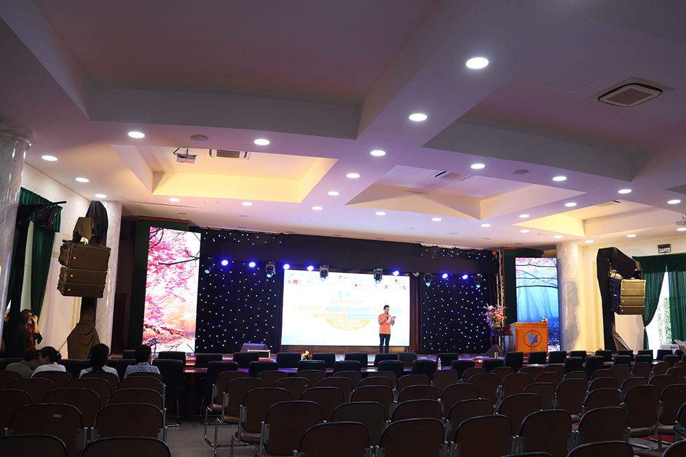 cho-thue-am-thanh-anh-sang-san-khau cho-thue-am-thanh-anh-sang-san-khau