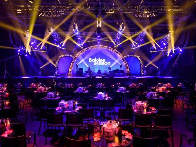 Khám Phá Các Thiết Bị Âm Thanh Ánh Sáng Sân Khấu